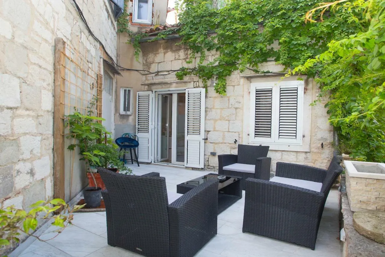 Casa Carminatti Apartments Split